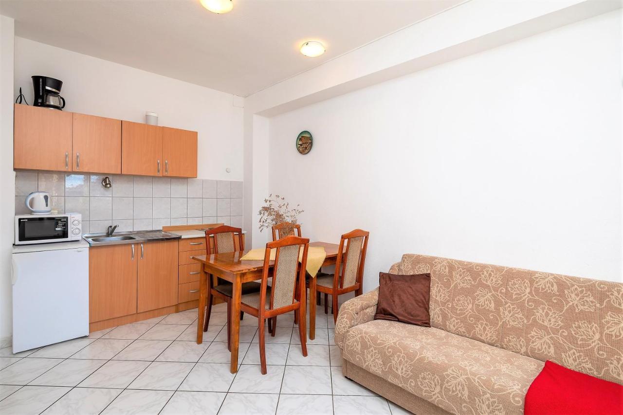 Germania Rooms & Apartments Целина Экстерьер фото