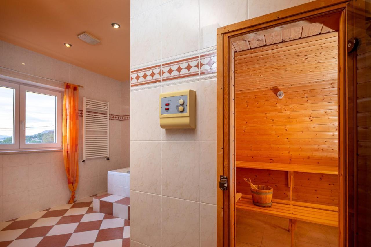 Germania Rooms & Apartments Целина Экстерьер фото
