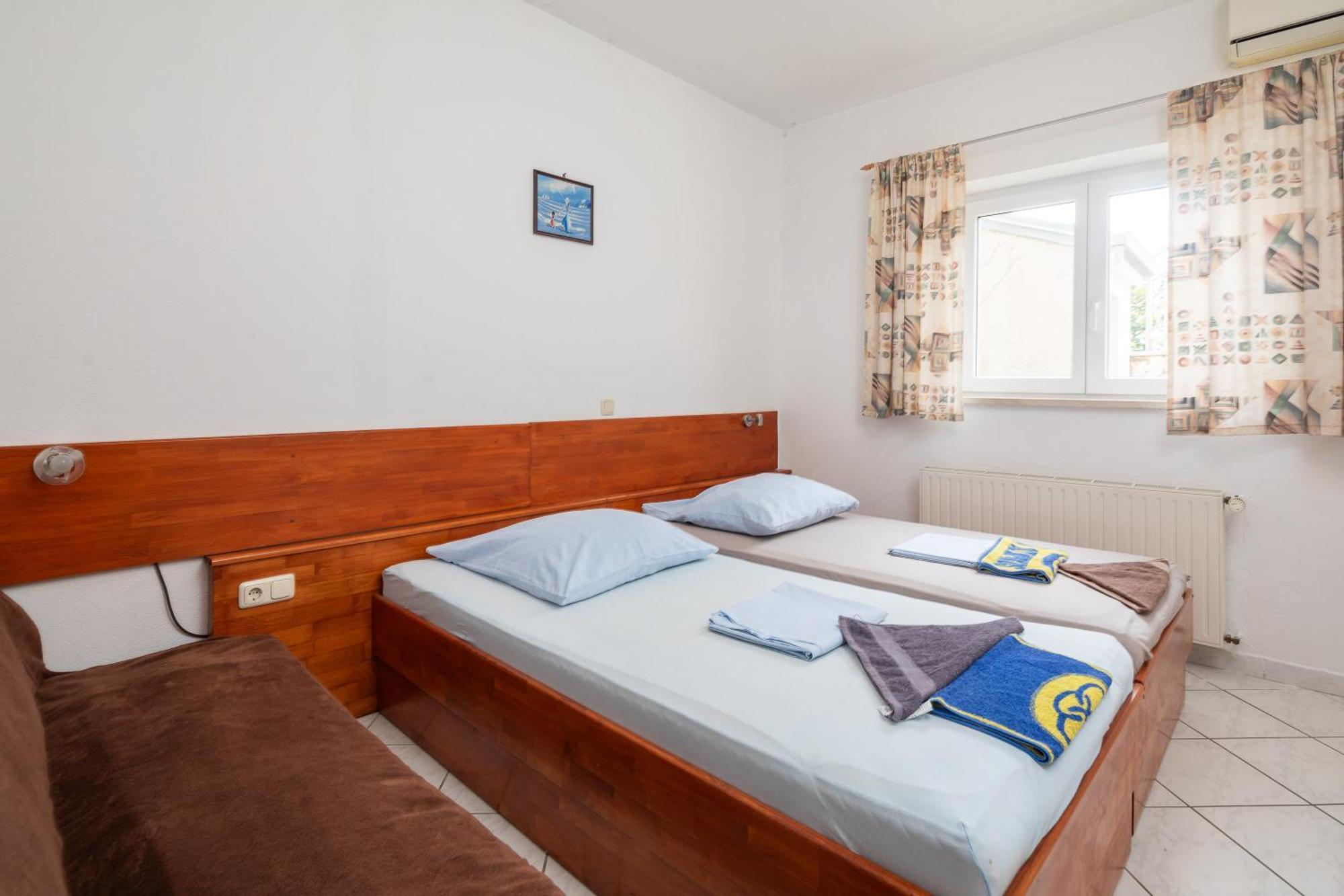 Germania Rooms & Apartments Целина Экстерьер фото
